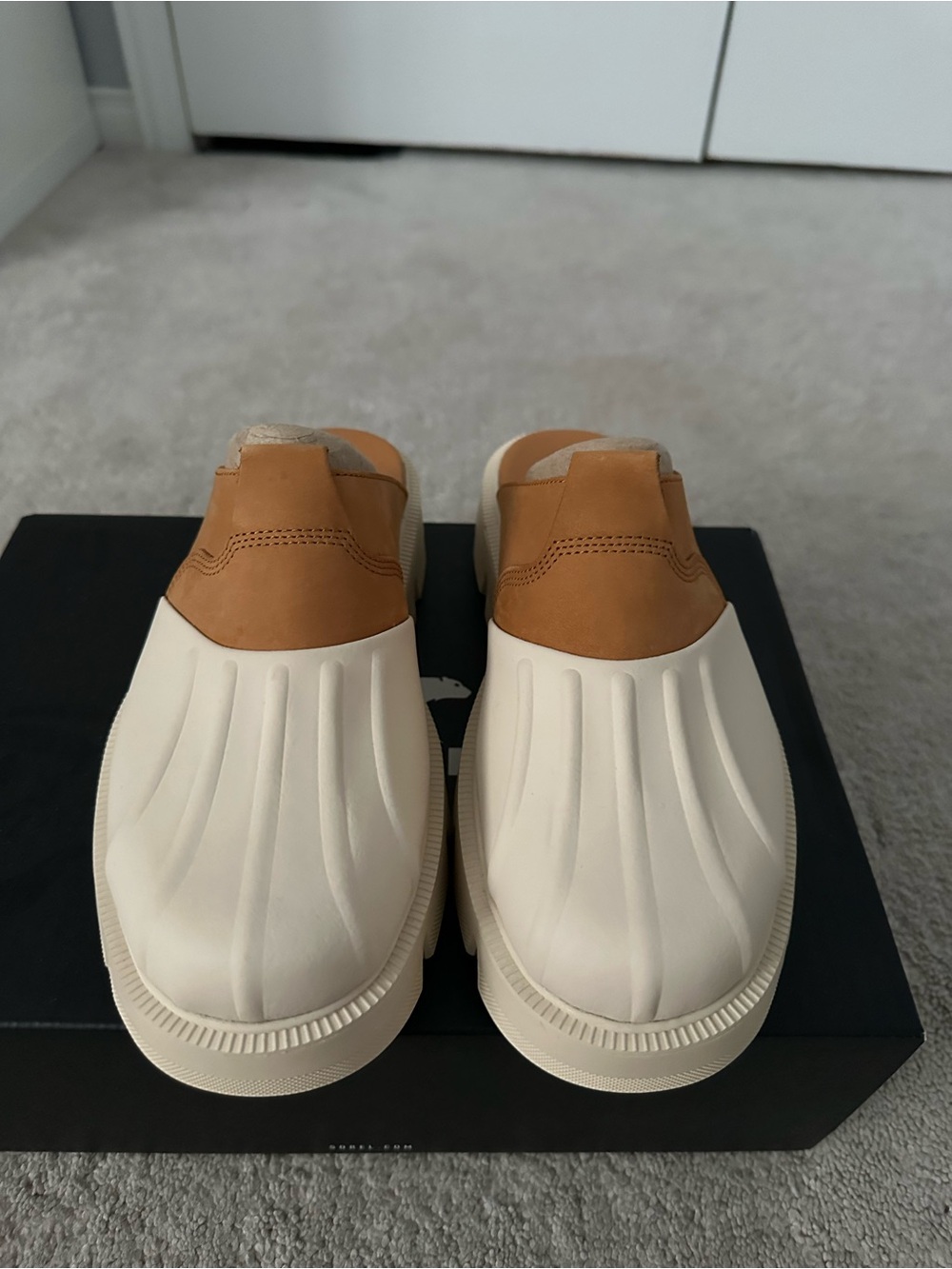 Sorel Women’s Slip-On Rubber Clogs in Cream and Tan